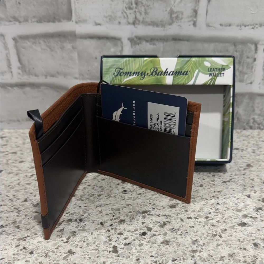 Tommy Bahama Tan Leather Wallet